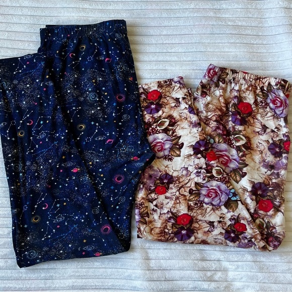 LEGGINGS space pattern. Floral pattern XL - Picture 1 of 7